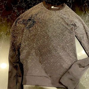 Lululemon size 4 restless pullover